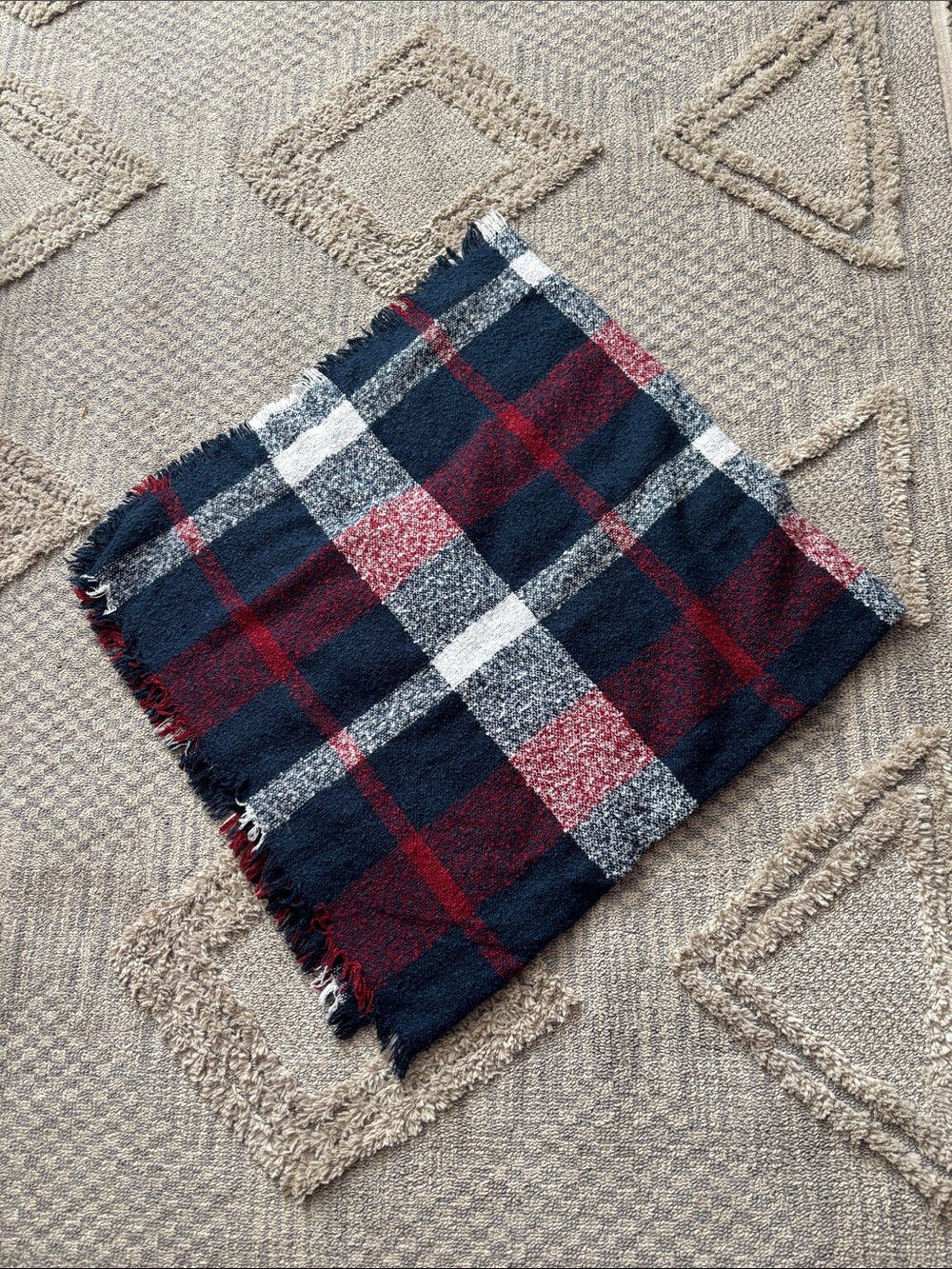 Plaid Scarf in Blue & Red Like New 52 x
